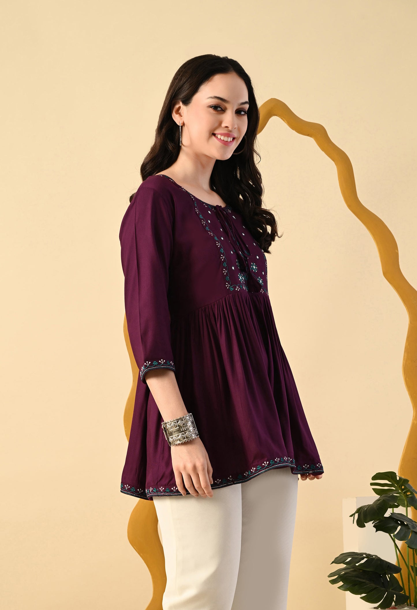 Women Printed Party wear Top (Maroon)