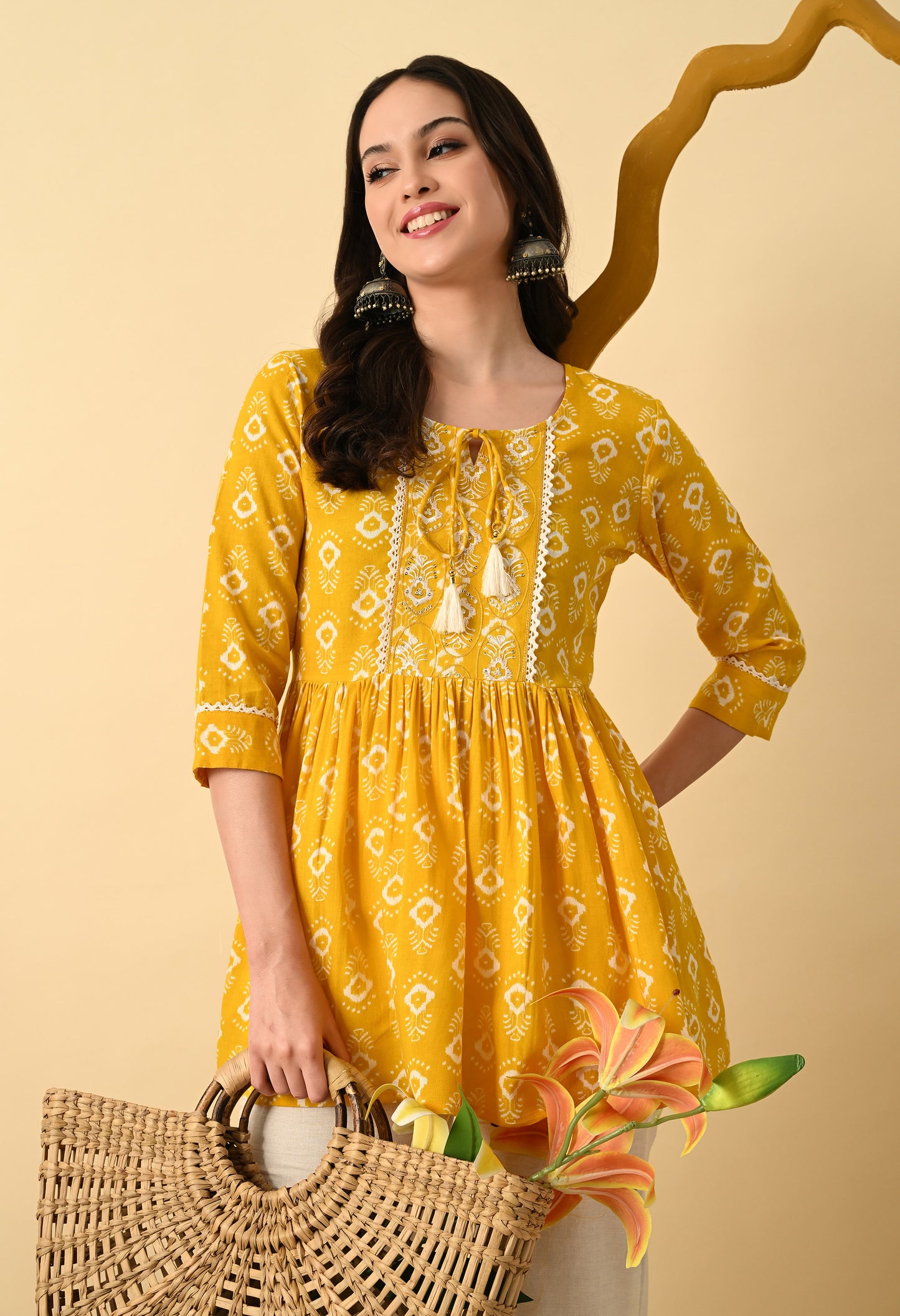 Women Printed Party wear Top (Yellow)