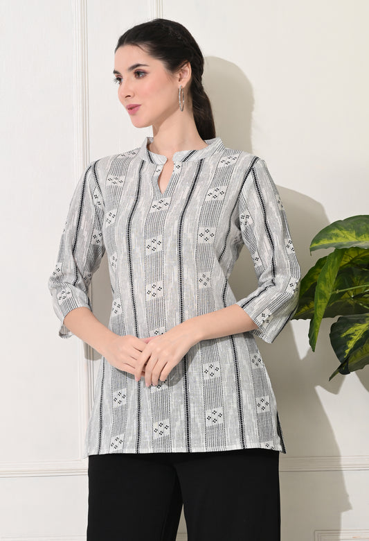 Women Printed Straight Short Kurti