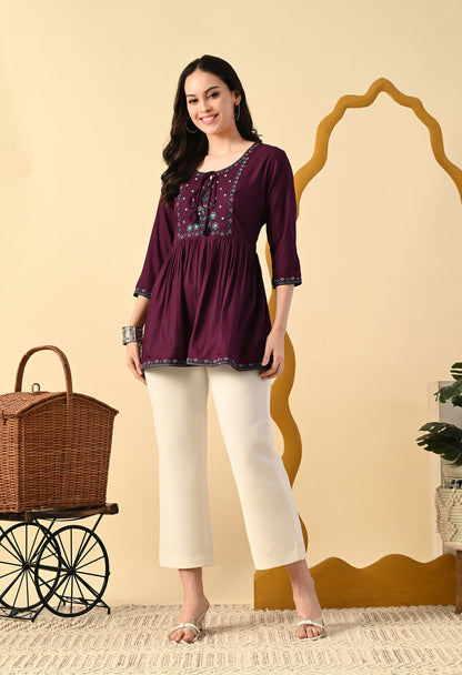 Women Printed Party wear Top (Maroon)